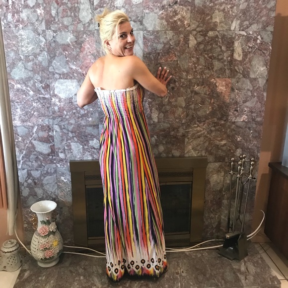 Hot summer dress 💜price drop 💜 - Picture 5 of 8